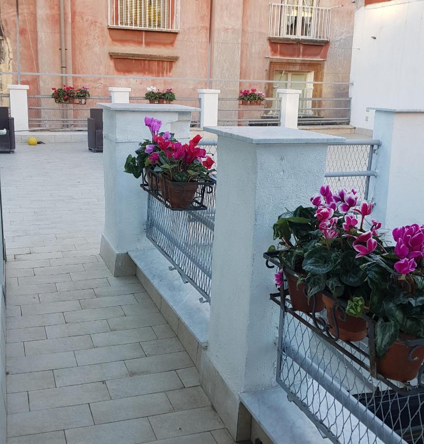 B&B Soriano44 Napoli Bagian luar foto