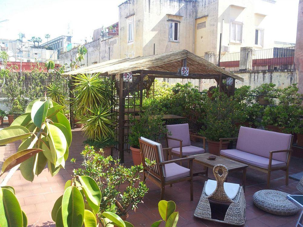 B&B Soriano44 Napoli Bagian luar foto