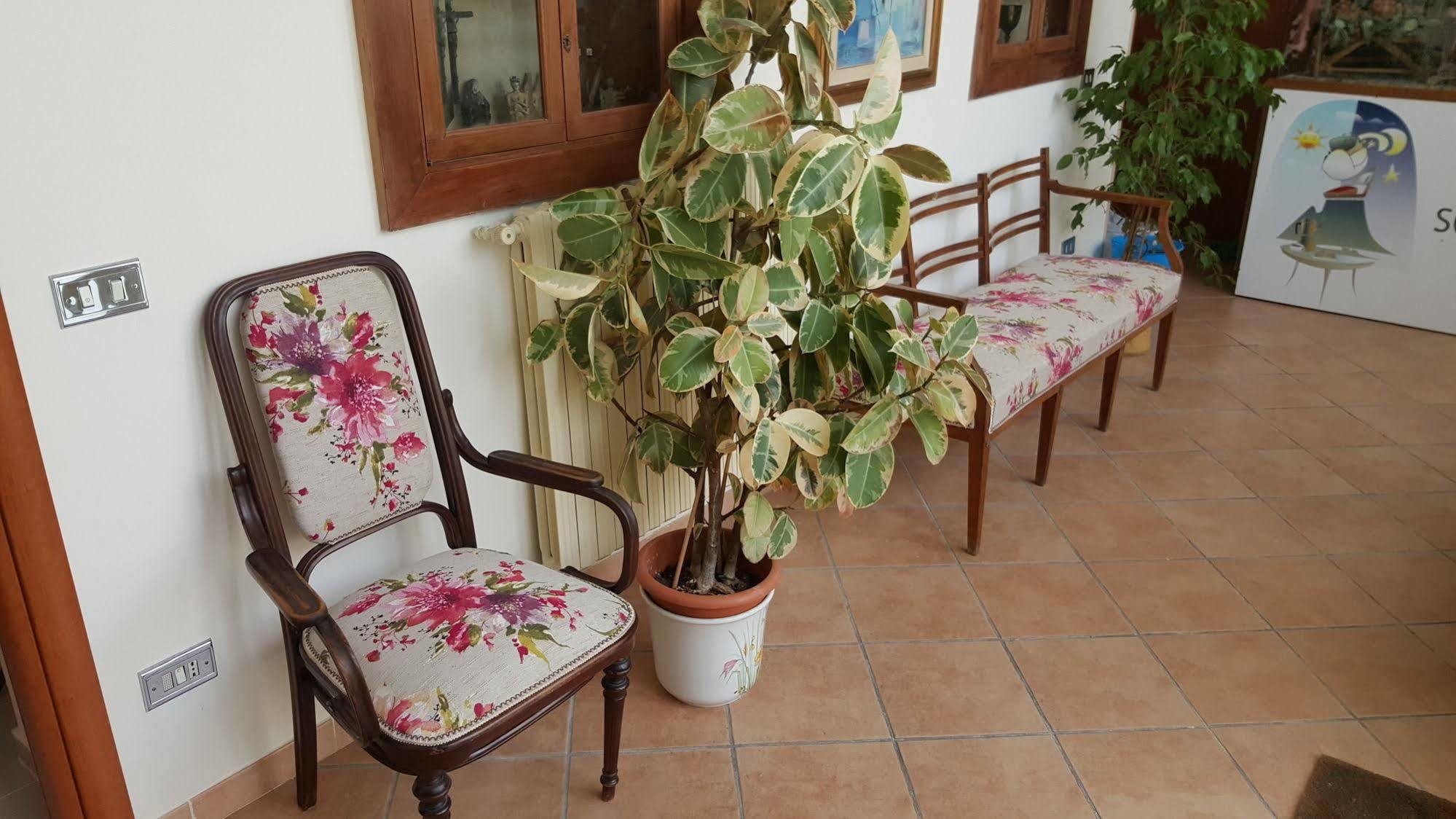 B&B Soriano44 Napoli Bagian luar foto